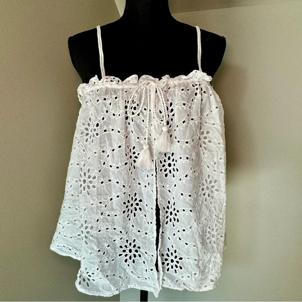 Anthropologie‎ Maeve white TIE-FRONT LACE LAYER - One Size, eyelet, tassel